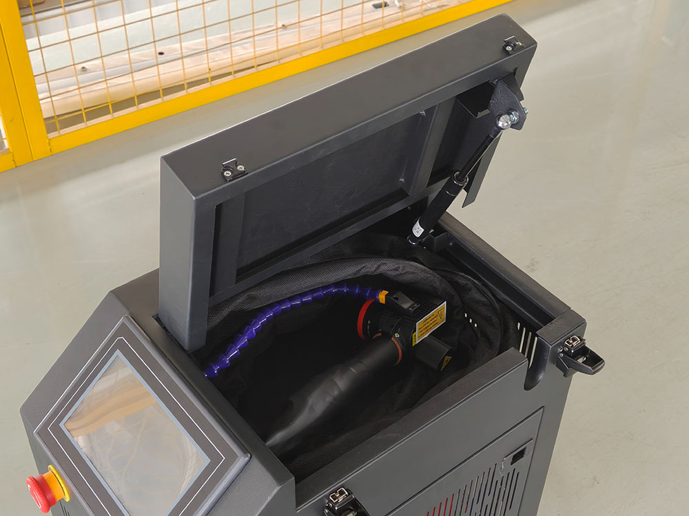 Gepulseerde laserreinigingsmac - Industrial Laser Paint Removal recensie en prijs